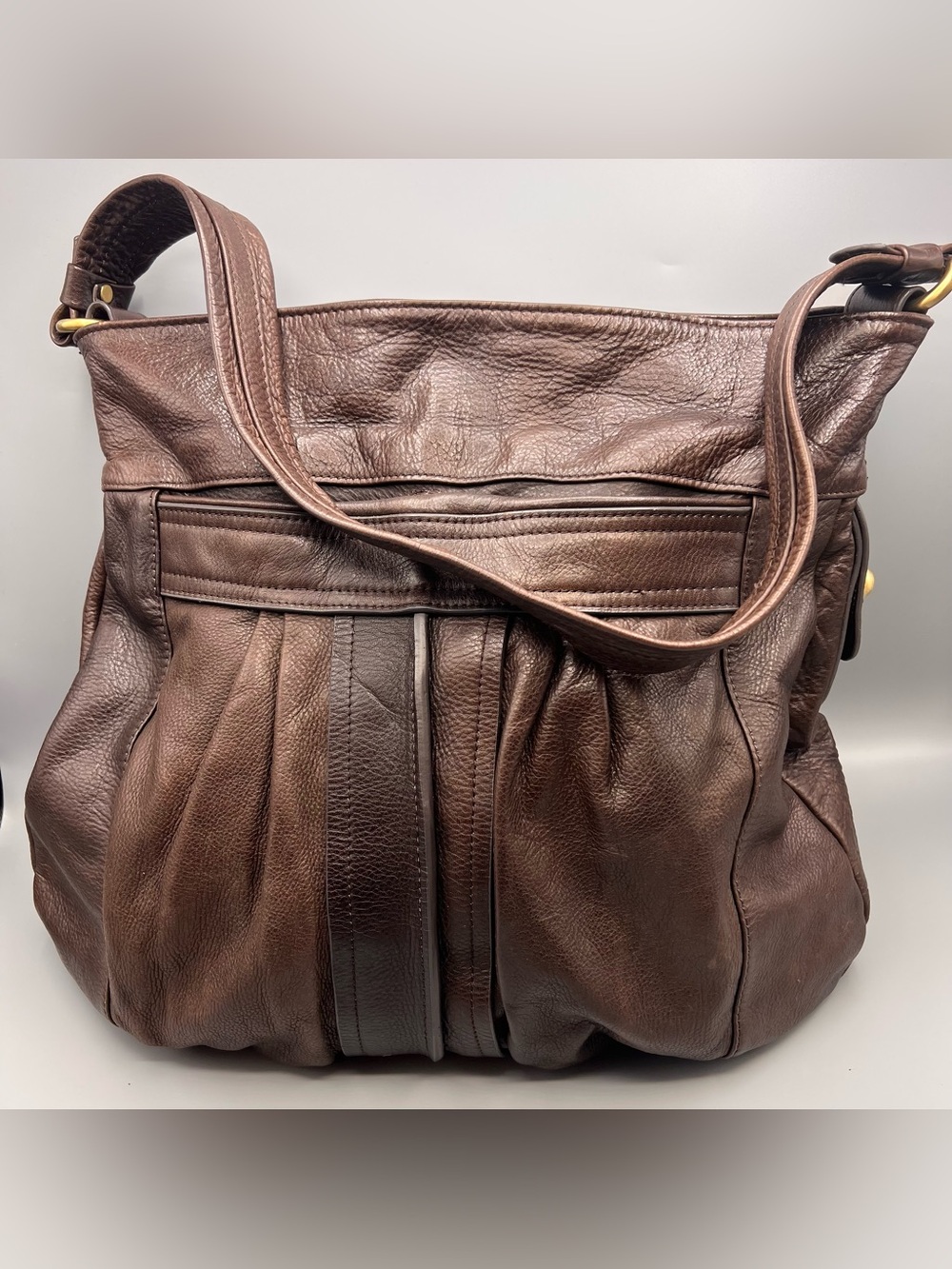 Sabina New York Genuine Leather Shoulder Hobo Brown Big Carry Bag Tote. Clasp